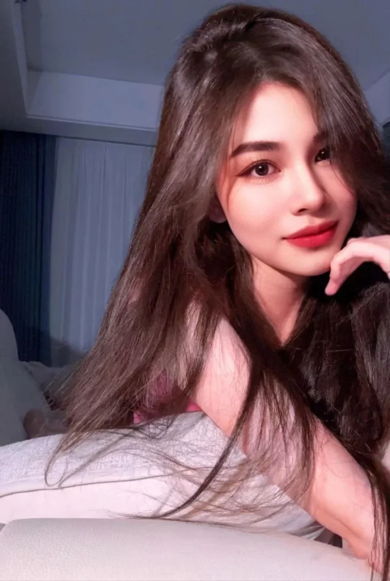 Snow JB Escort Girl 2