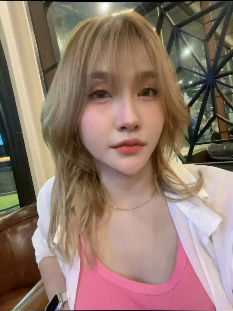 Vivi JB Escort Girl 1