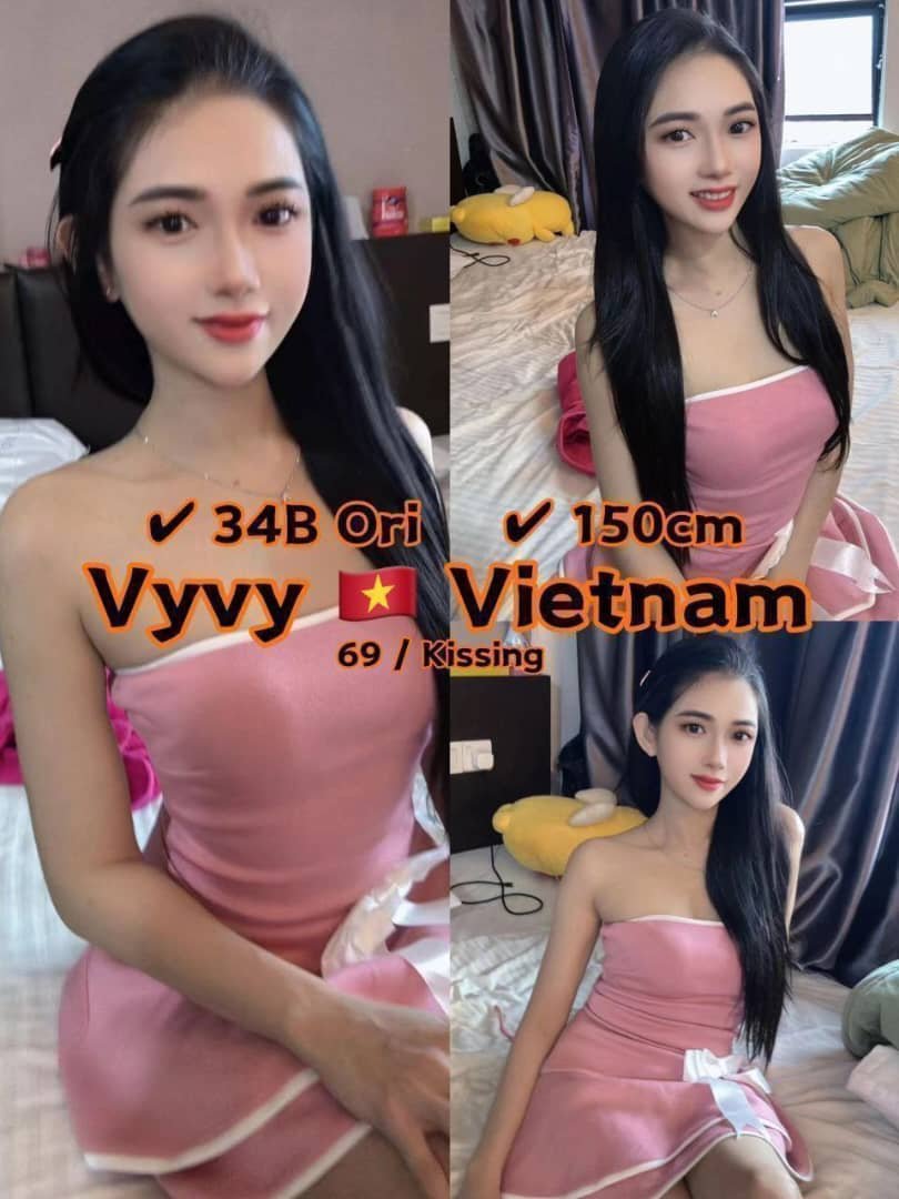 Vyvy JB Escort Girl