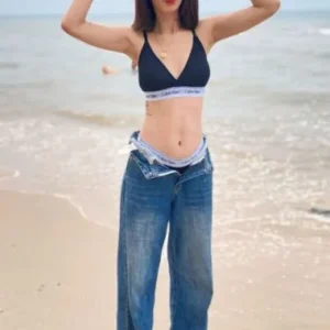 Yenly JB Escort Girl