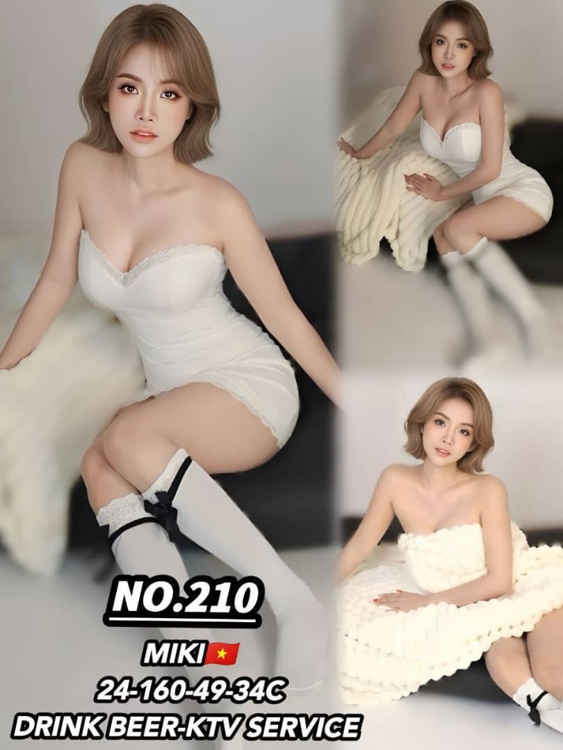 210 Miki JB Escort Girl