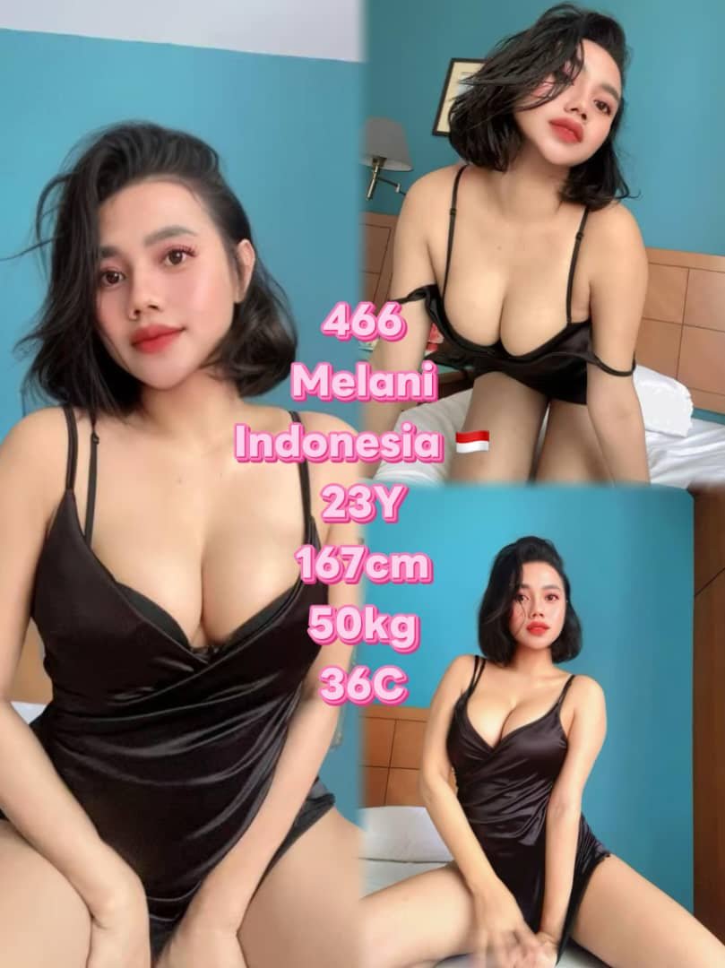 466 Melani JB Escort Girl