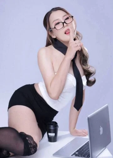 Linda JB Escort Girl